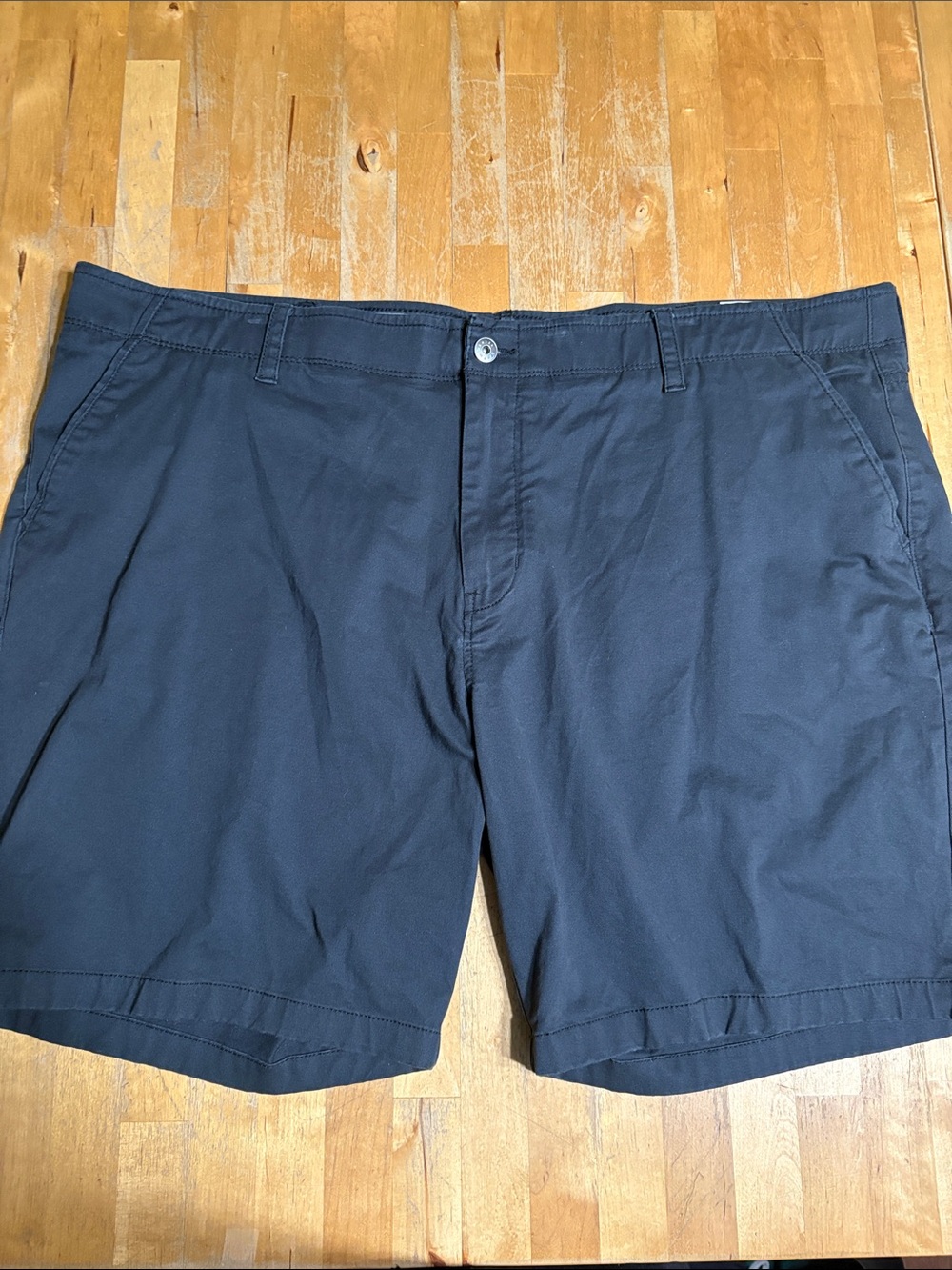 Denver Hayes Navy Flat-Front Casual Shorts